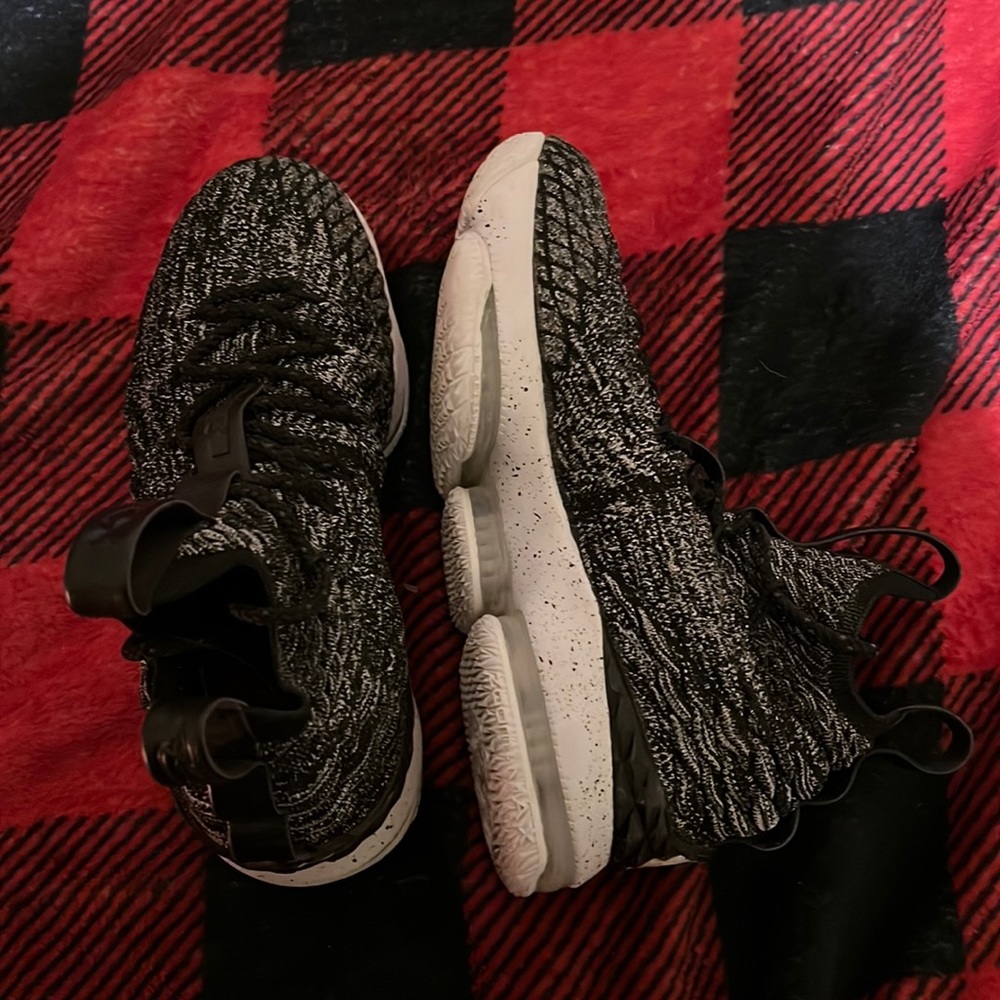 Lebron Basketball Shoes